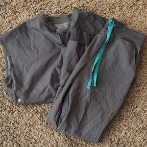 Figs Charcoal Scrub Sz M Set with Aqua Accent NOT Bedside worn.